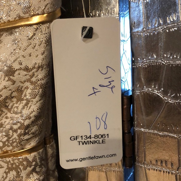 NWT adorable strapless dress - Picture 3 of 8